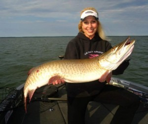 leech lake muskie fishing